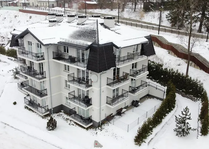 Navyblue Z Widokiem Na Gory