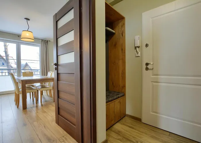 Navyblue Z Widokiem Na Gory *