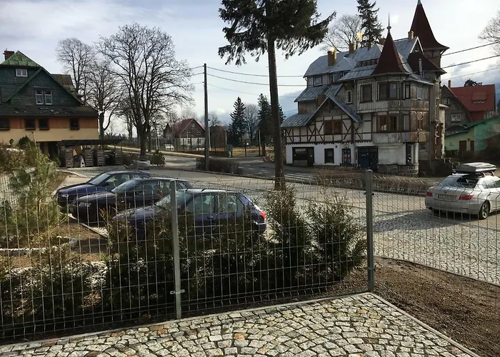 Navyblue Z Widokiem Na Gory *