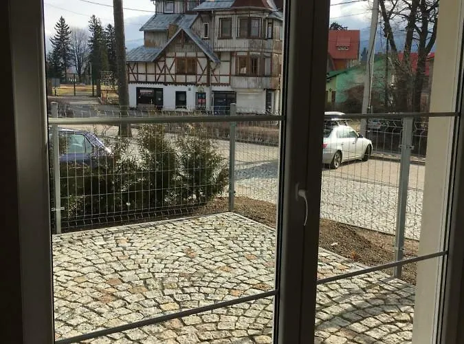 Navyblue Z Widokiem Na Gory *